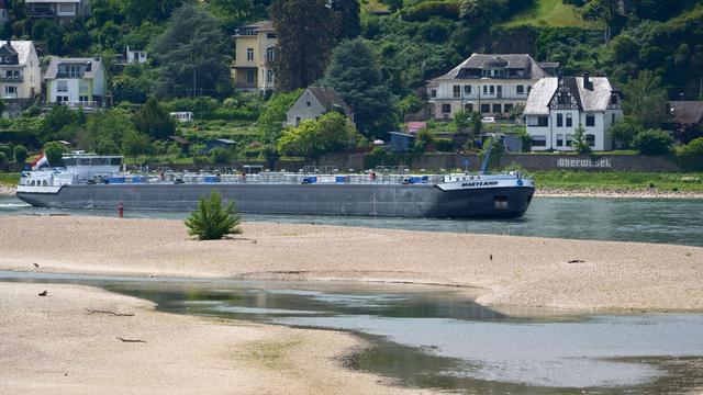 Fallende Wasserstände: Rhein-Pegelstand sinkt: Bald Zwangspause für Hotelschiffe?