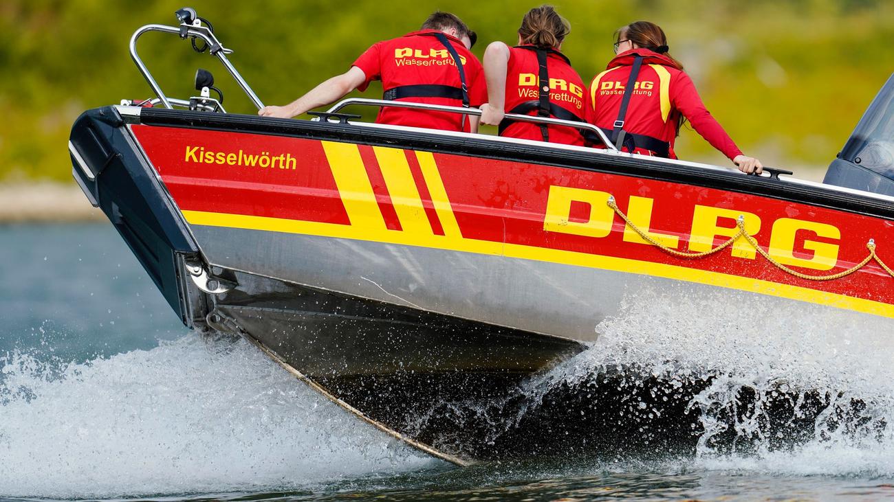 Notfall: 37-Jähriger geht in Binsfeldsee unter - Badeverbot verhängt