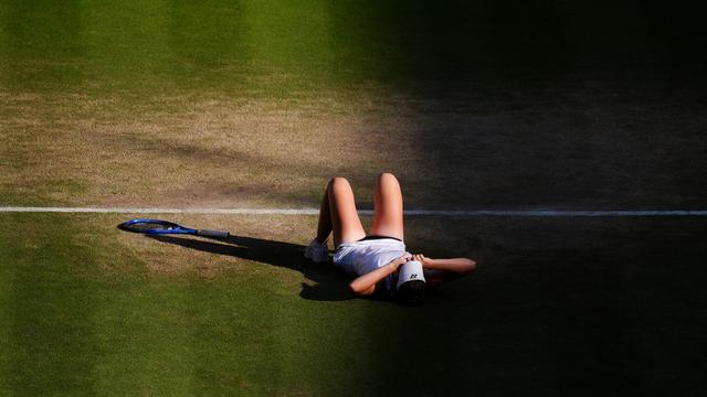 Tennis in London: Vor Prinzessin Kate: Noskova gewinnt Wimbledon-Nervenspiel