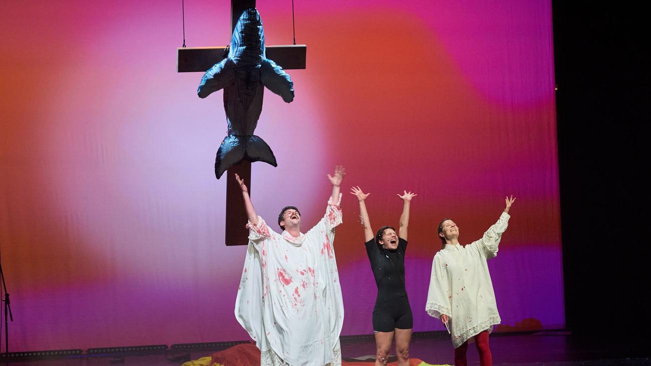 Ostseewal als Bühnenstück: Ernst-Deutsch-Theater bringt Wal-Drama auf die Bühne