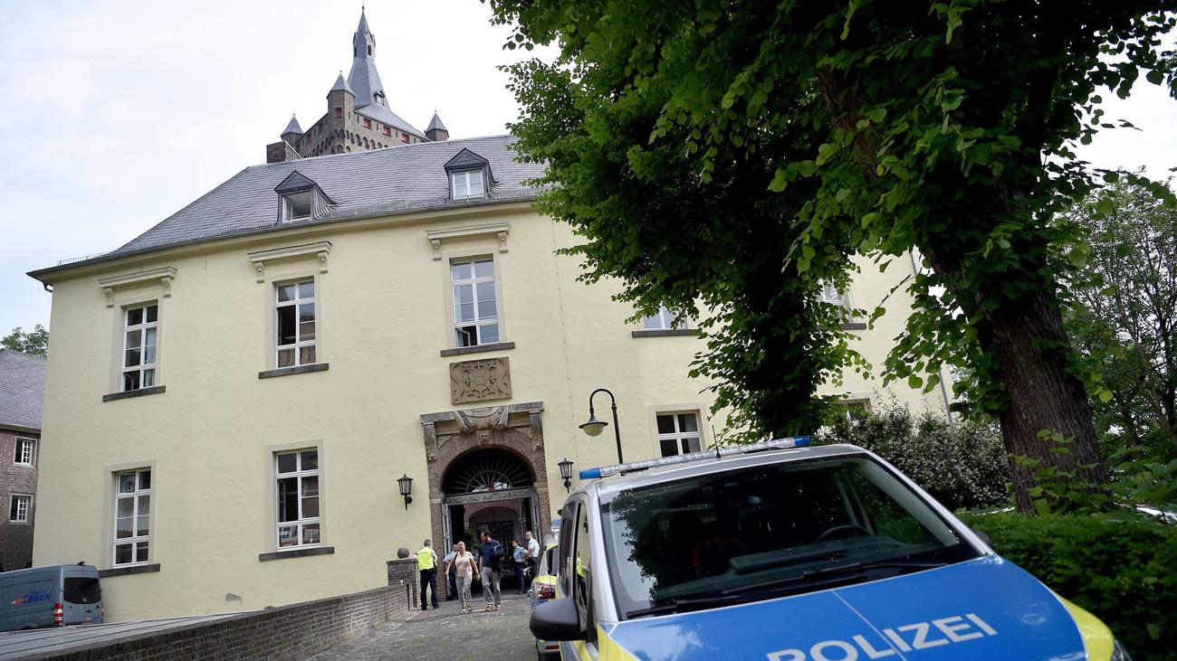 Prozess: Falscher Sanitäter vor Gericht: Gab er tödliche Medikamente?