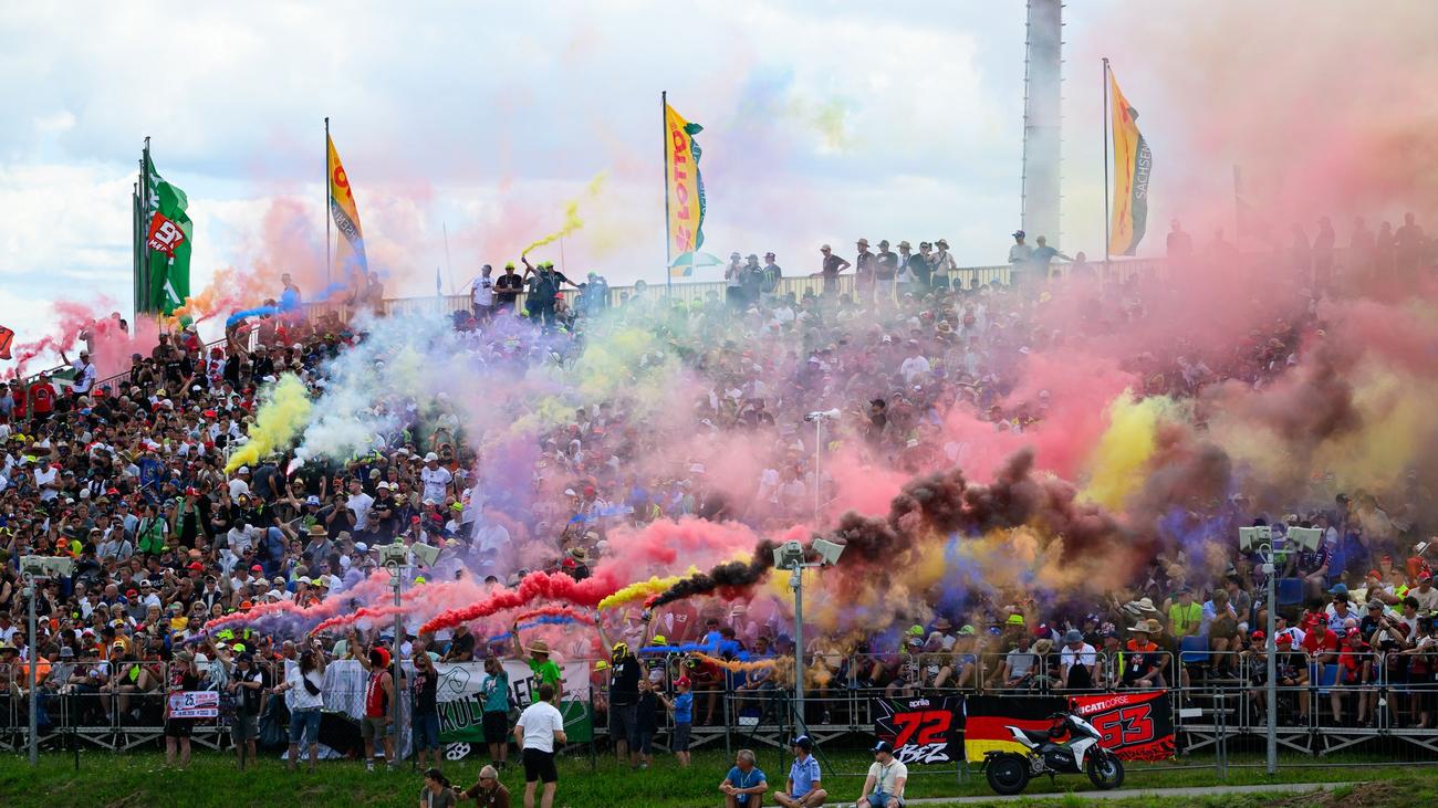 Motorrad: Rekordkulisse am Sachsenring – Deutsche Talente im Aufwind