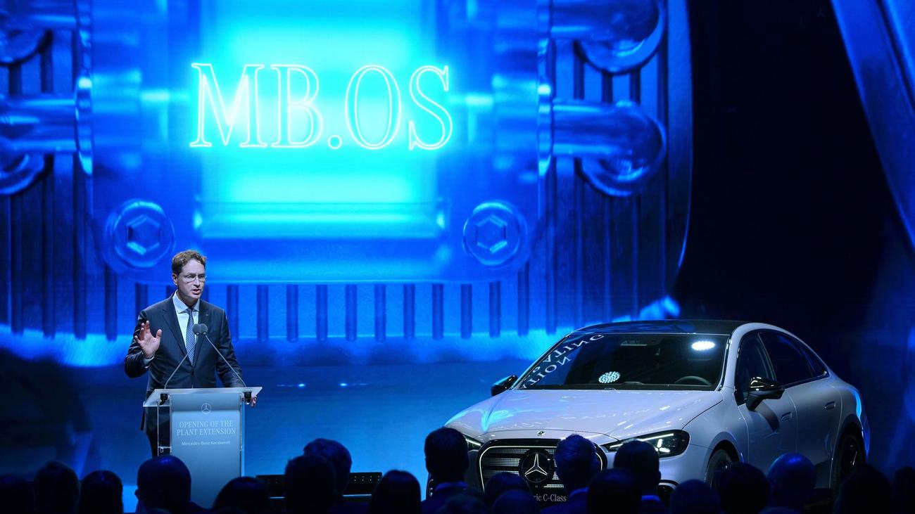 Autoindustrie: Mercedes-Chef: Ungarisches Werk setzt Maßstäbe bei Kosten