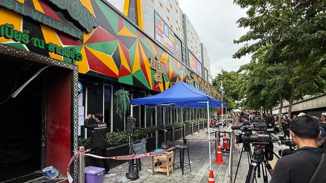 Flammeninferno in Bangkok: Todesfalle Pub: Brandkatastrophe erschüttert ...