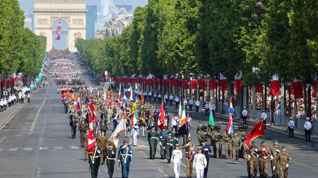 Nationalfeiertag: Ukraine im Fokus von Macrons letzter Parade in Paris
