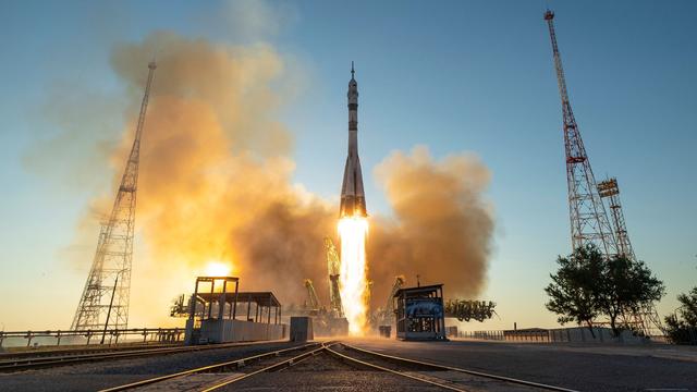 Raumfahrt: Zwei Russen und ein US-Amerikaner fliegen zur ISS
