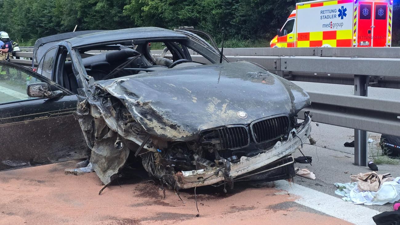 Autobahn-Unfall: 13-Jährige stirbt bei Unfall auf A3 - vier Schwerverletzte