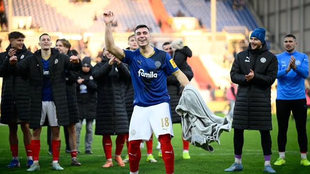 Transfer in der 2. Bundesliga: Holstein Kiel verleiht Stürmer Jakupovic an Ex-Club