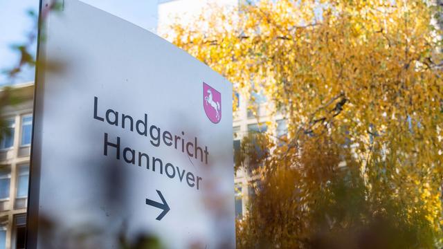 Kriminalität: Klinikarzt soll Patienten getötet haben - Mordprozess