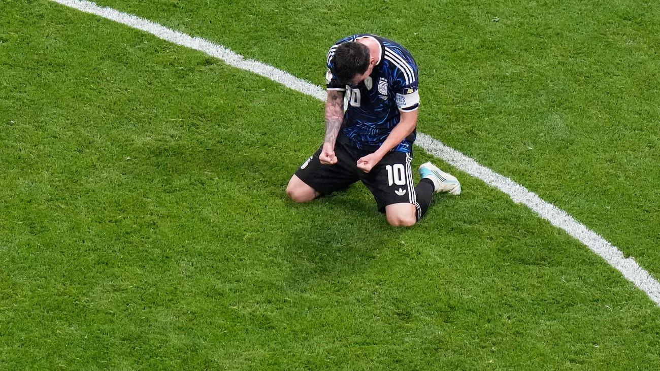 Fußball-WM: Martinez rettet gegen England: Argentinien wieder im Finale