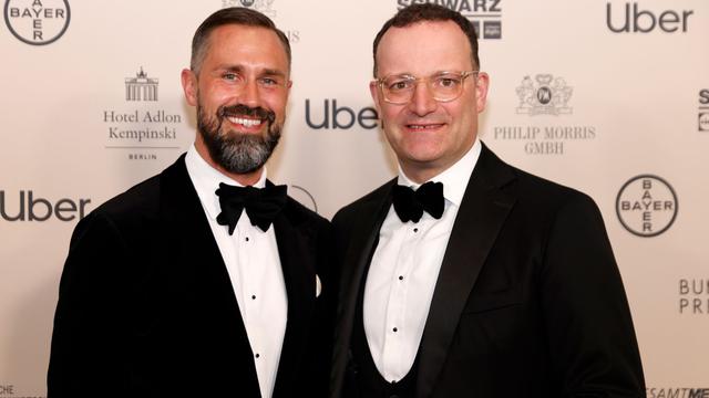 Sohn per Leihmutter geboren: «Unser ganzes Glück»: Jens Spahn ist Vater geworden
