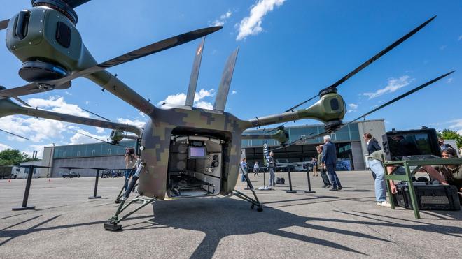  Die unbemannte «Grille» soll Verletzte aus Kampfgebieten abtransportieren können. Die Bundeswehr geht dafür in den Testbetrieb. (Archivbild)