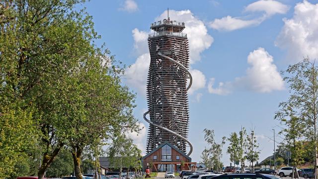 Im Harz: Drei Tote bei Sturz von Harzturm