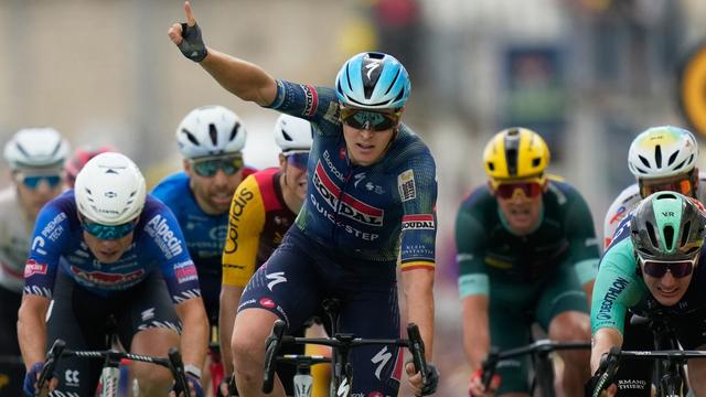 Radsport: Merlier gewinnt 12. Tour-Etappe - Pogacar weiter in Gelb