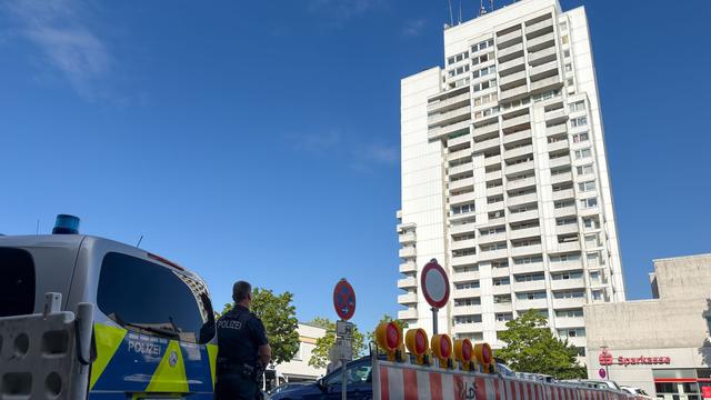 Kriminalität: Nach Steinwurf auf Polizei: 178 Personen haben DNA abgegeben