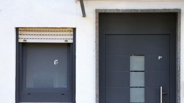 Kriminalität: Täter nach Schüssen auf Würzburger Haus weiter flüchtig