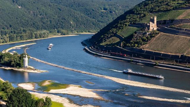 Rhine River Danger: 'Not a Hiking Path,' Warns Official Amid Low Water Crisis