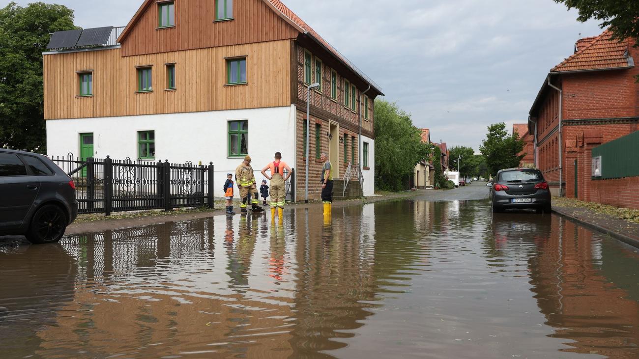 Notfälle: Viele Einsätze in Sachsen-Anhalt wegen Unwetters