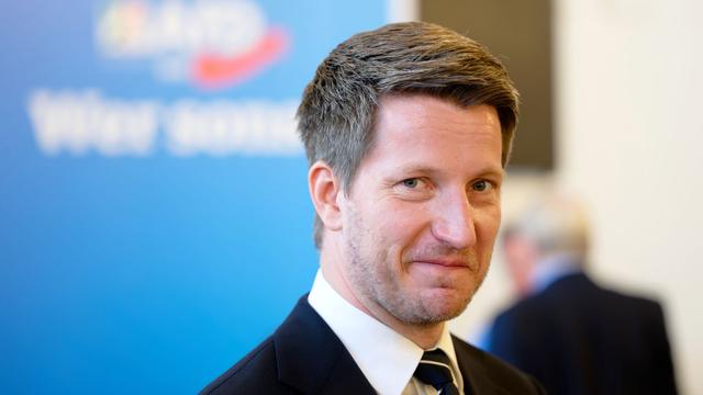 AfD state leader Vincentz wins power struggle, tops NRW list amid controversy