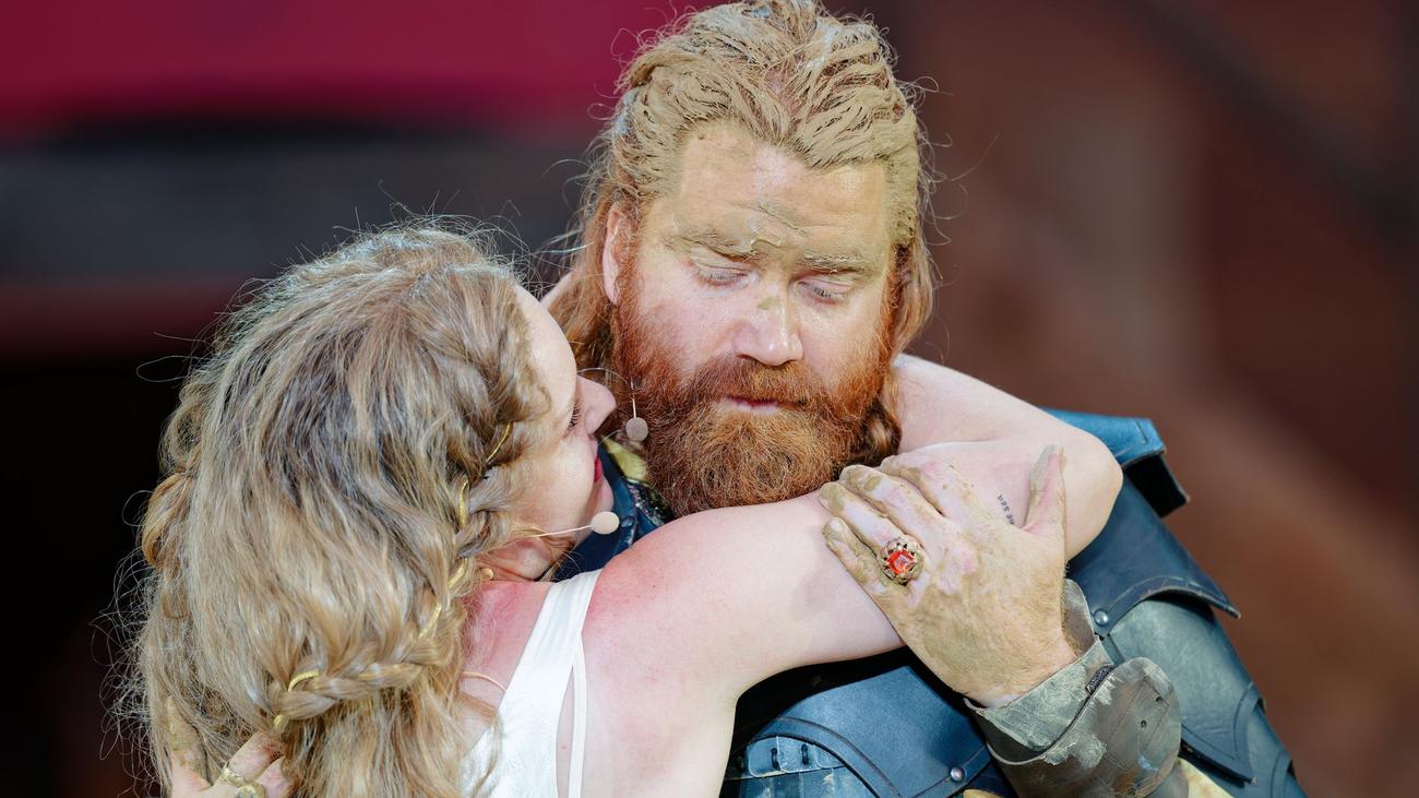 Urdeutscher Sagenstoff: Nibelungen-Festspiele mit «Die Hunnenkönigin» eröffnet