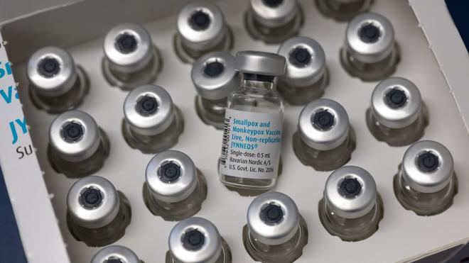  Für eine Grundimmunisierung gegen Mpox braucht es zwei Impfdosen. (Archivbild)