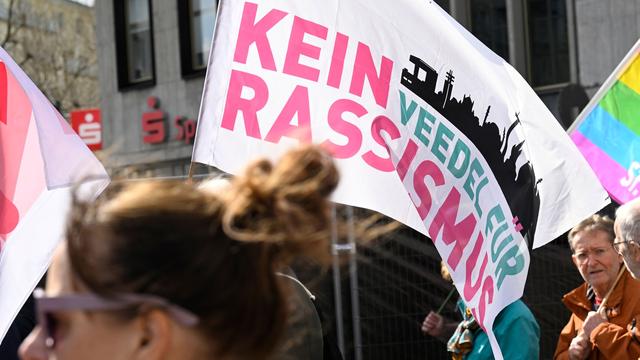 Meldestellen: Beratungen in NRW verzeichnen Höchststand bei rechter Gewalt