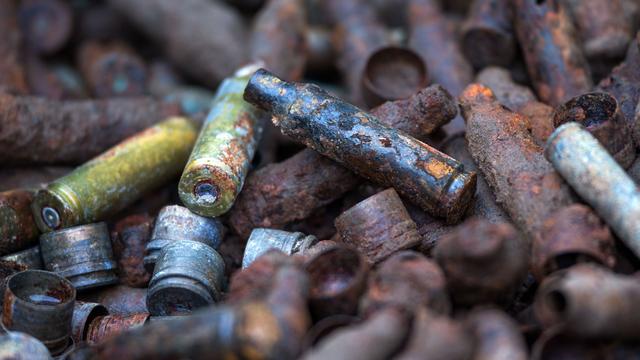 Verursacher unbekannt: Gefährlicher Müll: Munition auf Wertstoffhof zurückgelassen