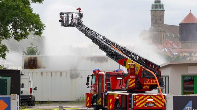 Feuer in ostsächsischer Stadt: Batteriespeicher brennt in Bautzen - Anwohner evakuiert