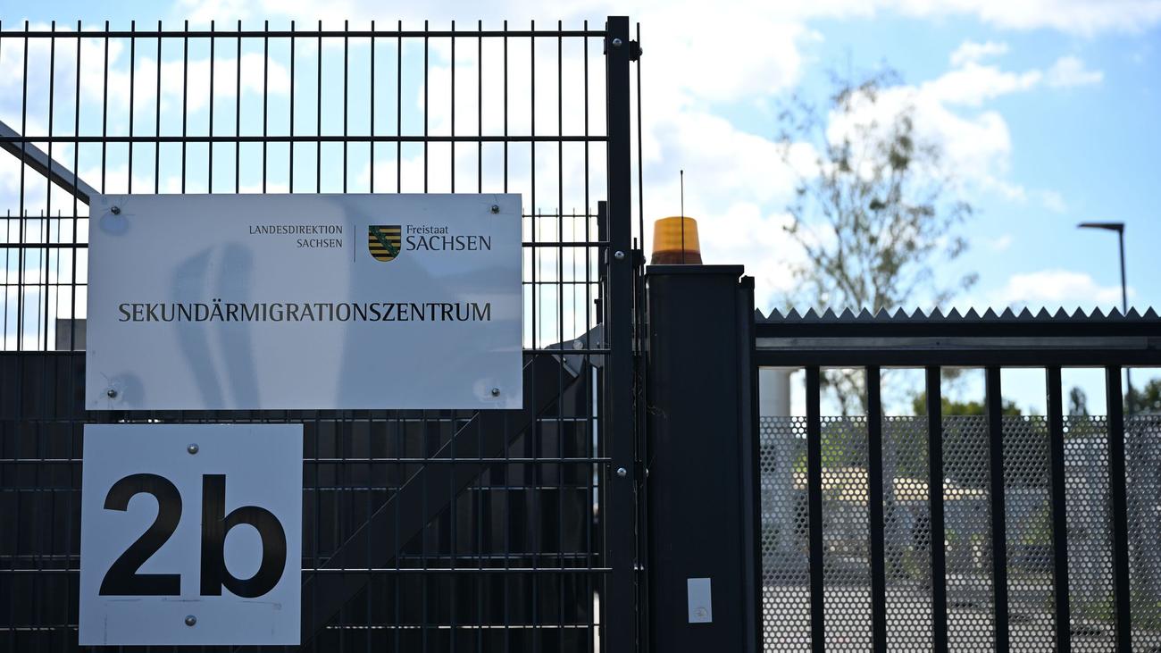 Asylverfahren: Flüchtlingsrat: Neues Migrationszentrum wirft Fragen auf