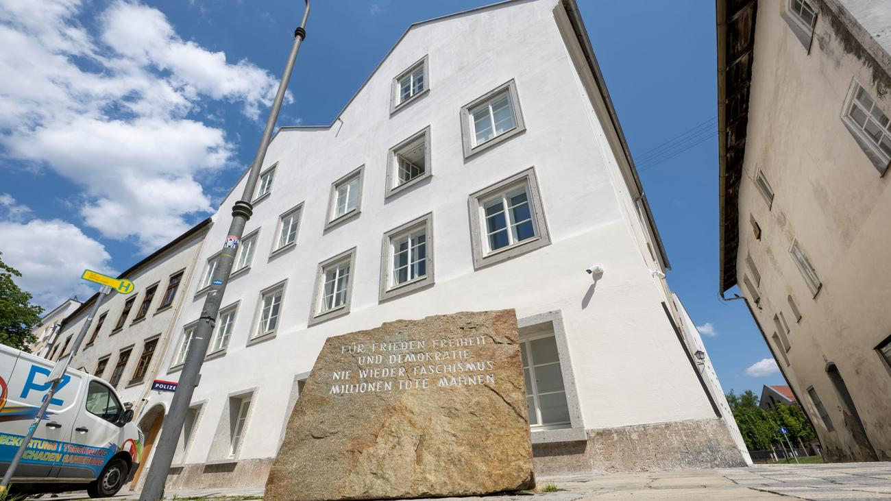 Umgang mit Nazi-Erbe: Hitlers Geburtshaus ist nun Polizeistation