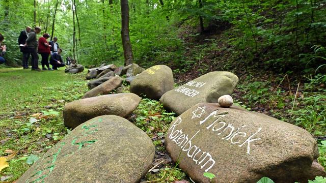 Auszeichnung: Initiative Gedenkweg Buchenwald erhält Denkmalschutzpreis