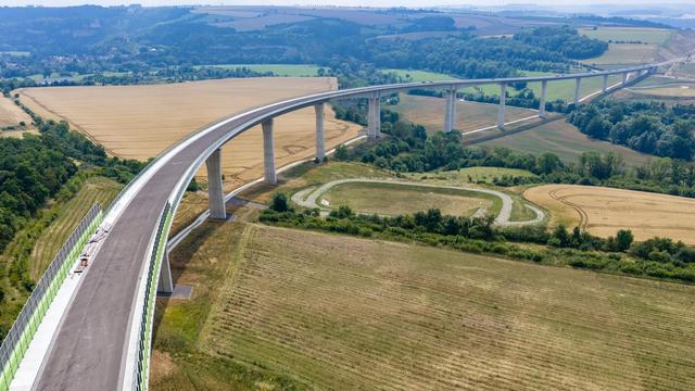 Verkehr: Saaletalbrücke bald für Verkehr frei