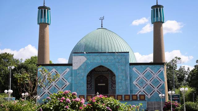 IZH-Verbot: Langes Warten auf Klärung für Blaue Moschee