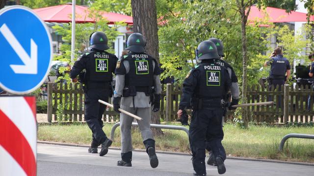 Kriminalität: Geiselnahme in Bank in Regensburg - Mensch in Lebensgefahr
