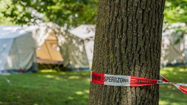 Wohnen und Gesellschaft: Stadt Frankfurt: Ende der Zeltunterkunft in Sicht
