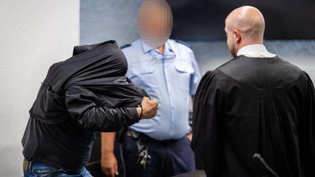 Urteil: Zwölf Jahre Haft im Prozess um verweste Kofferleiche