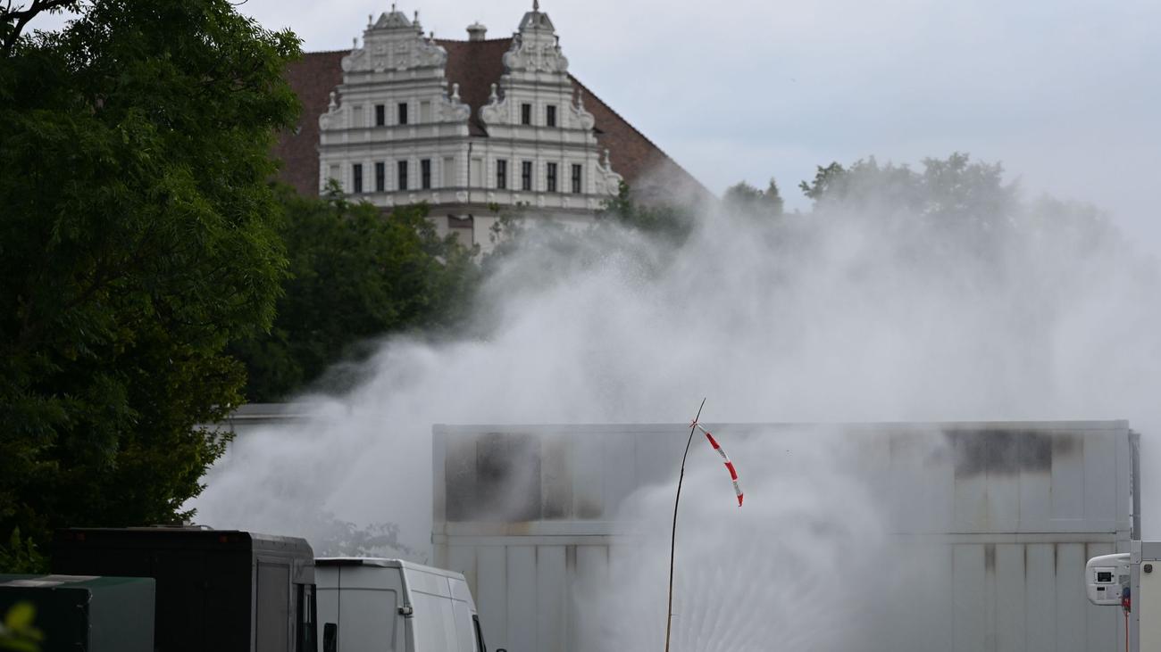 Notfälle: Feuerwehr kämpft mit neuen Risiken bei Batteriespeichern