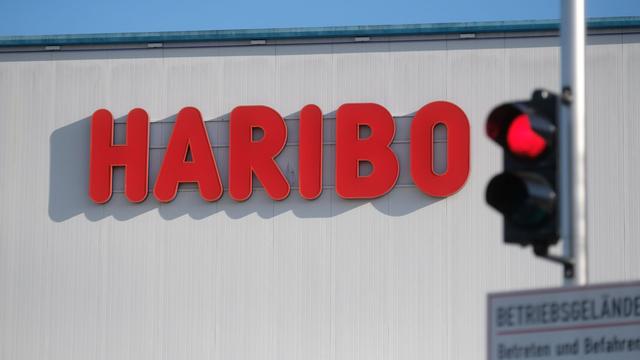 «Stinksaurer Süß-Protest»: Gewerkschaft bestreikt Haribo-Stammwerk