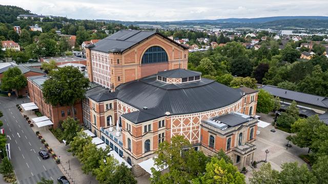 Roter Teppich und Musik: Bayreuther Festspiele beginnen - Beethoven zum Jubiläum