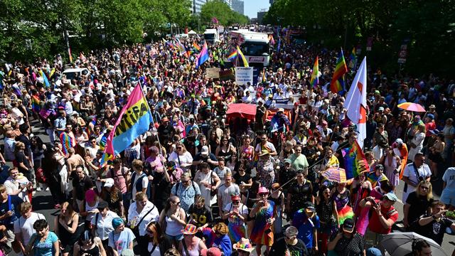 CSD in Berlin: Berliner Polizei überprüft mutmaßlich rechte Gruppe
