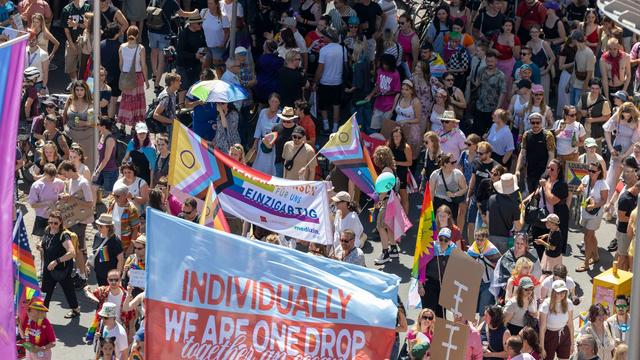Christopher Street Day: Etwa 10.000 Teilnehmer bei CSD-Demonstration in Mainz