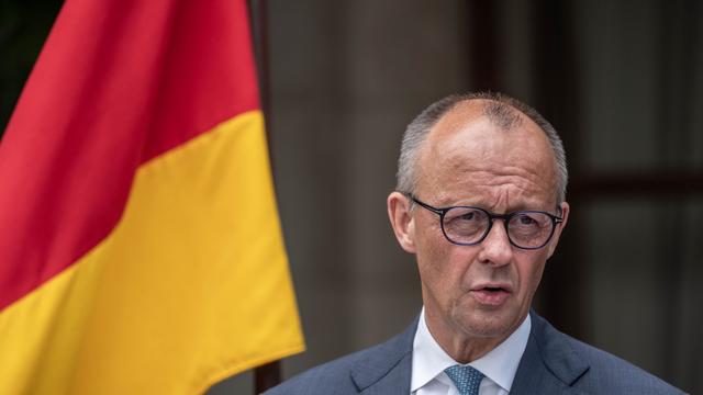 Kritik an Prozess in Stammheim: Merz verteidigt Stammheim-Prozess gegen Palästina-Aktivisten
