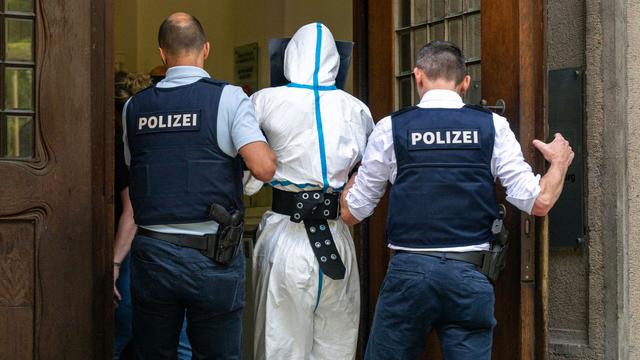 Messerangriff in Regensburg: Verdächtiger nach tödlichem Banküberfall in Psychiatrie