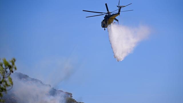 Brände: Waldbrand auf Kreta: Rund 6.000 Urlauber werden evakuiert