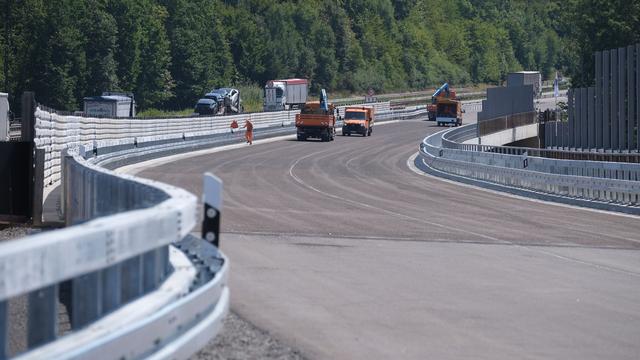 Autobahn 14: Alte Muldebrücke vor Abriss - Verkehr über Ersatzbau