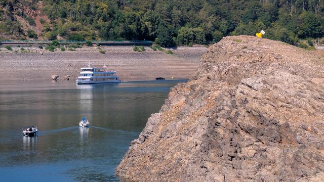 Warning over bacteria: Blue-green algae in Edersee; district warns against swimming in Rehbach