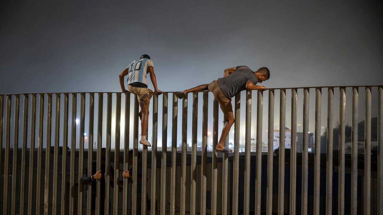 EU-Migrationspolitik: Krise in Ceuta - Kann Spanien aus dem Schengenraum fliegen?