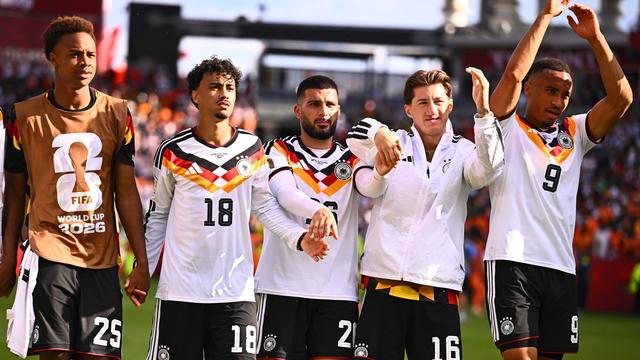 Fußball-Bundesliga: Urlaub beendet: Fünf WM-Fahrer wieder im VfB-Training