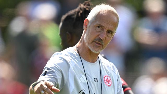 Fußball: Eintracht Frankfurt gewinnt Testspiel bei Waldhof Mannheim