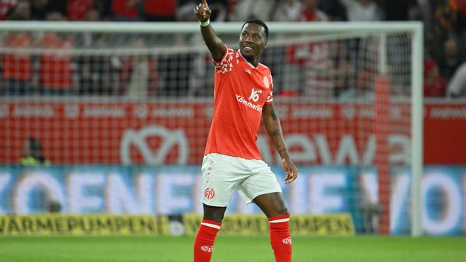 Fußball: Stürmer Sheraldo Becker traf beim Testspiel gegen Udinese Calcio doppelt. (Archivbild)